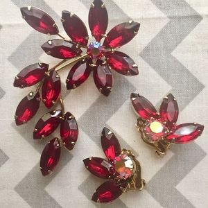Red high quality red rhinestone brooch, earrings!